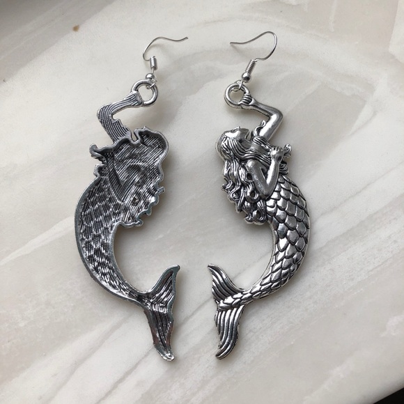 Mermaid Earrings - Picture 2 of 3